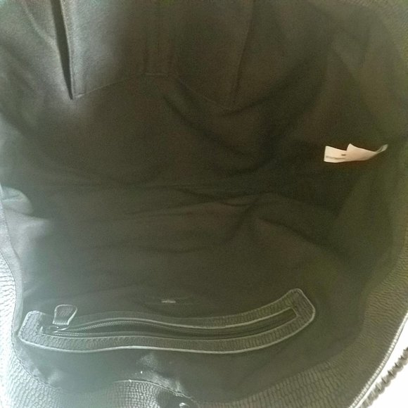 Chain Strap Detail Faux Leather Maxi Tote Bag - Picture 8 of 13